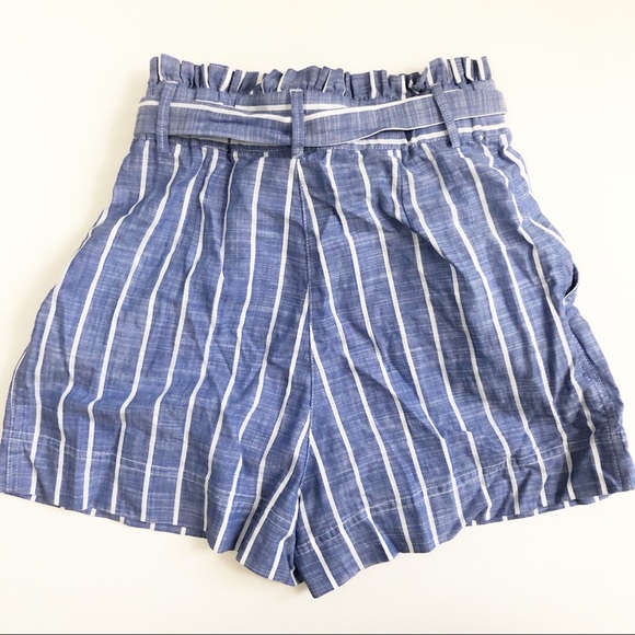 H&M high waisted paperbag shorts blue stripe - Picture 3 of 4